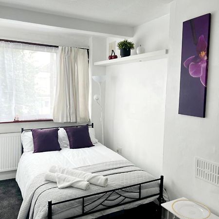 Cosy Room Stay 4 Sutton  Eksteriør bilde
